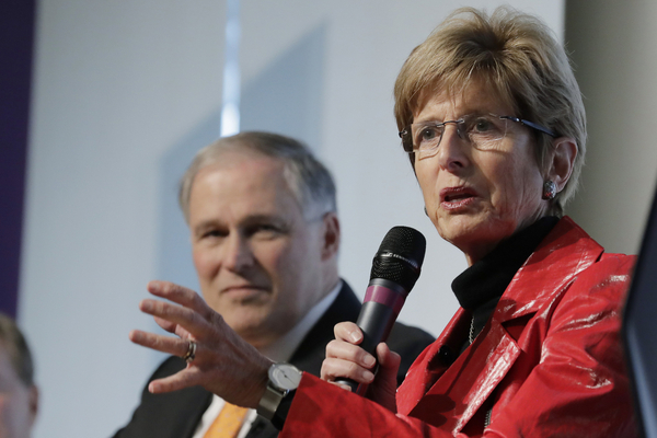 Christine Todd Whitman, right, with Washington Gov. Jay Inslee